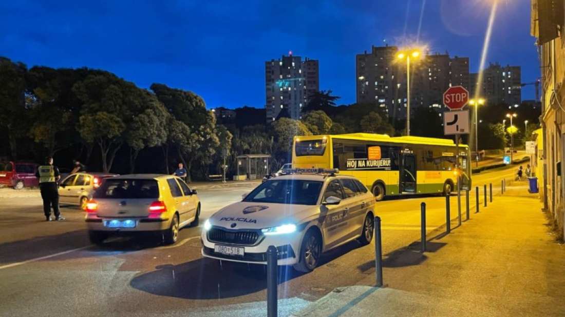 POZNATI DETALJI: U Puli teško ozlijeđena pješakinja – autobus je udario dok je prelazila cestu
