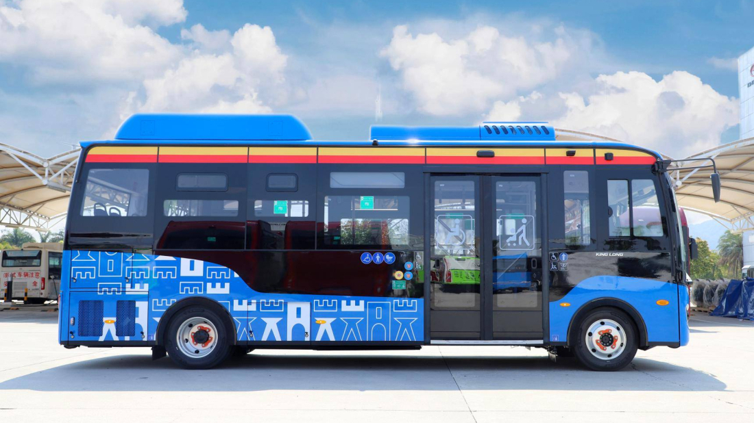 VELIKA VIJEST ZA POREČ: Potpisan je ugovor za novi električni autobus – širi se mreža javnog prijevoza!