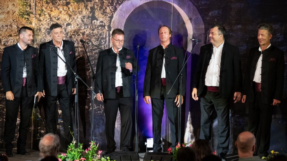 Rovinjska klapa Valdibora u finalu festivala u Omišu: "Za nas je to Oscar klapskog pjevanja"