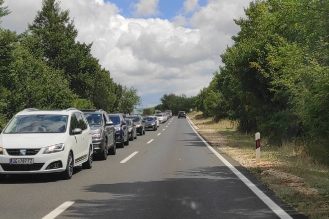 Pojačan promet za blagdan Velike Gospe – vozače očekuju gužve na cestama!