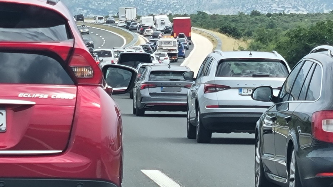 Proteklog vikenda autocestama prošlo više od 930 tisuća vozila!