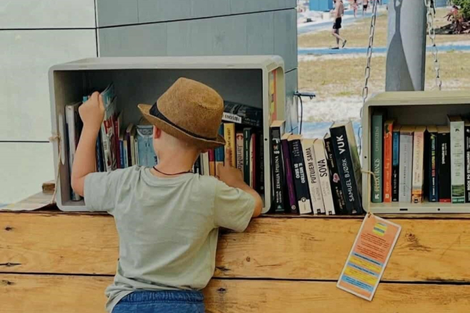 Ljeto uz dobro štivo? Posjetite besplatne ljetne knjižnice na Hidrobazi i Fratarskom