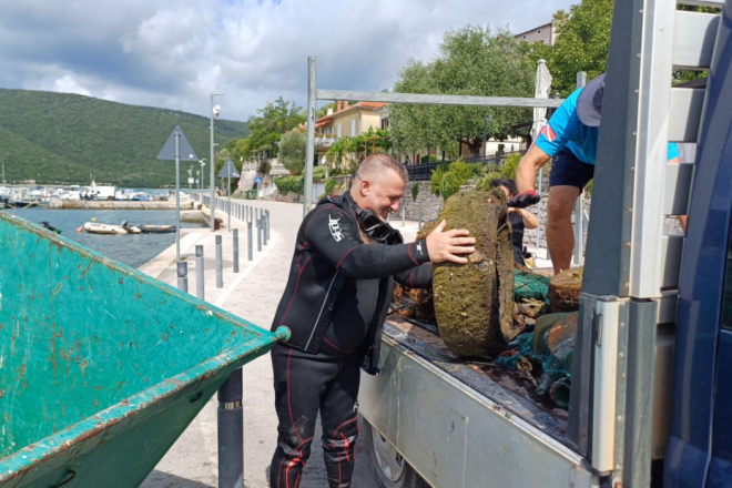 More nije kanta za smeće! Natura Histrica uklanja otpad s dna istarskog podmorja