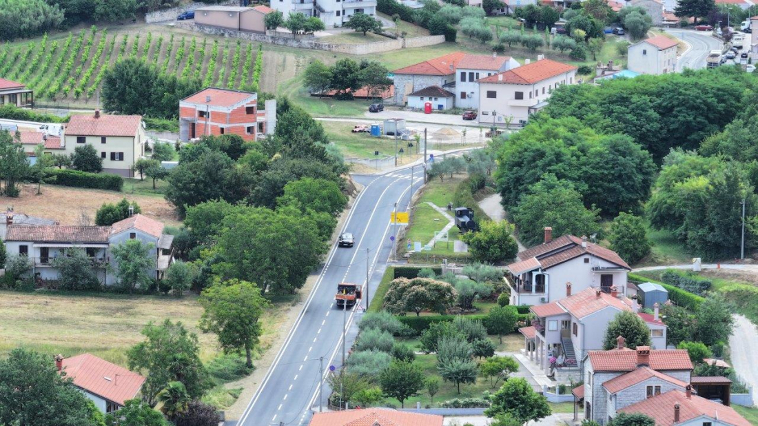 Vižinada: Dovršena najzahtjevnija dionica ceste prema Kašteliru