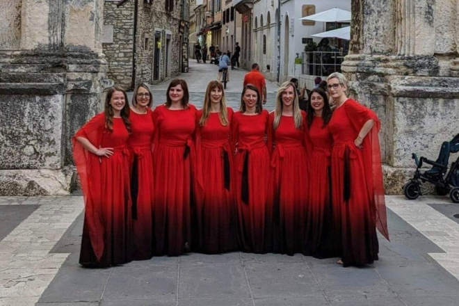 Šetnja Pulom uz raspjevane Teranke: Večeras na rasporedu ''Piva klapa ispod Zlatnih vrata''