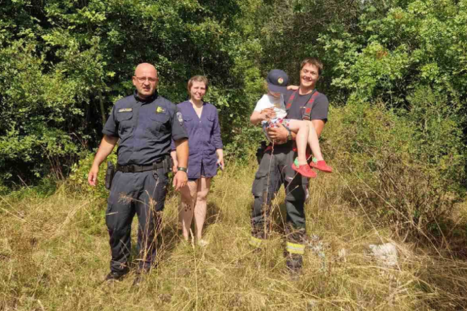 SRETAN KRAJ! Šestogodišnja djevojčica pronađena u šumi kraj Labina