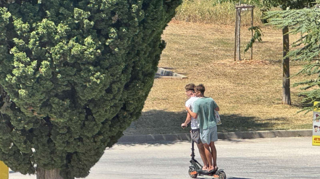 Rovinj u kampanji „Sigurno na romobilu”: poruke o sigurnosti stižu na gradske ekrane