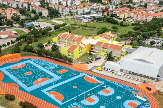 Umag nastavlja s ulaganjima u obrazovanje: U tijeku je obnova školskih prostorija OŠ Marije i Line