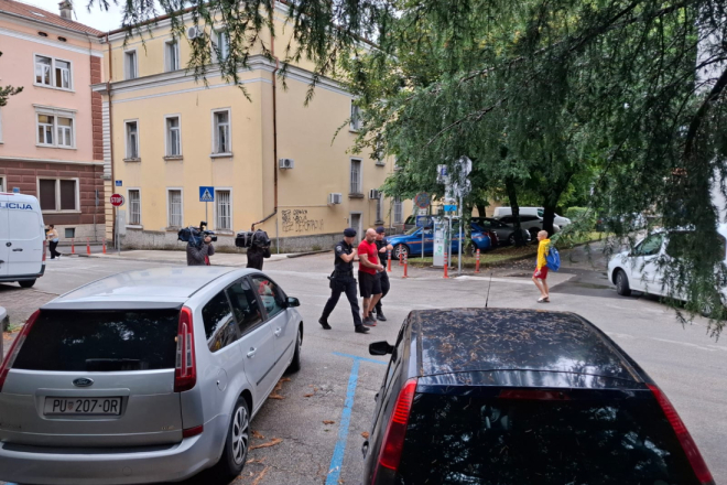 Nakon napada u Poreču: Zaštitarima kaznene prijave za brutalno premlaćivanje 19-godišnjaka