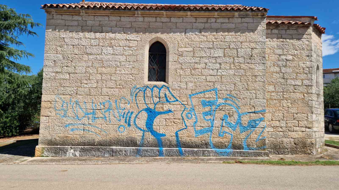 SRAMOTAN ČIN U ROVINJU: Vandali išarali crkvicu Gospe Karmelske