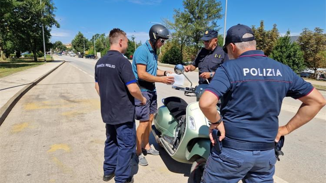 Sigurna turistička destinacija: Rovinjska policija provela akciju “Sigurno u prometu”