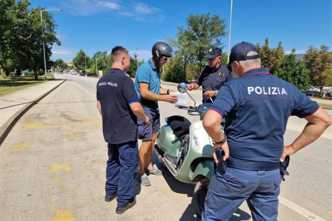 Sigurna turistička destinacija: Rovinjska policija provela akciju “Sigurno u prometu”