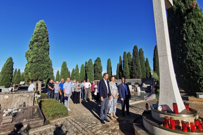 U Umagu s posebnim pijetetom obilježen Dan pobjede i domovinske zahvalnosti te Dan hrvatskih branitelja