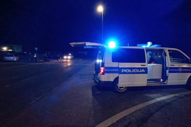 Pod utjecajem alkohola izazvao nesreću u Poreču – prijeti mu gotovo 2000 eura kazne!