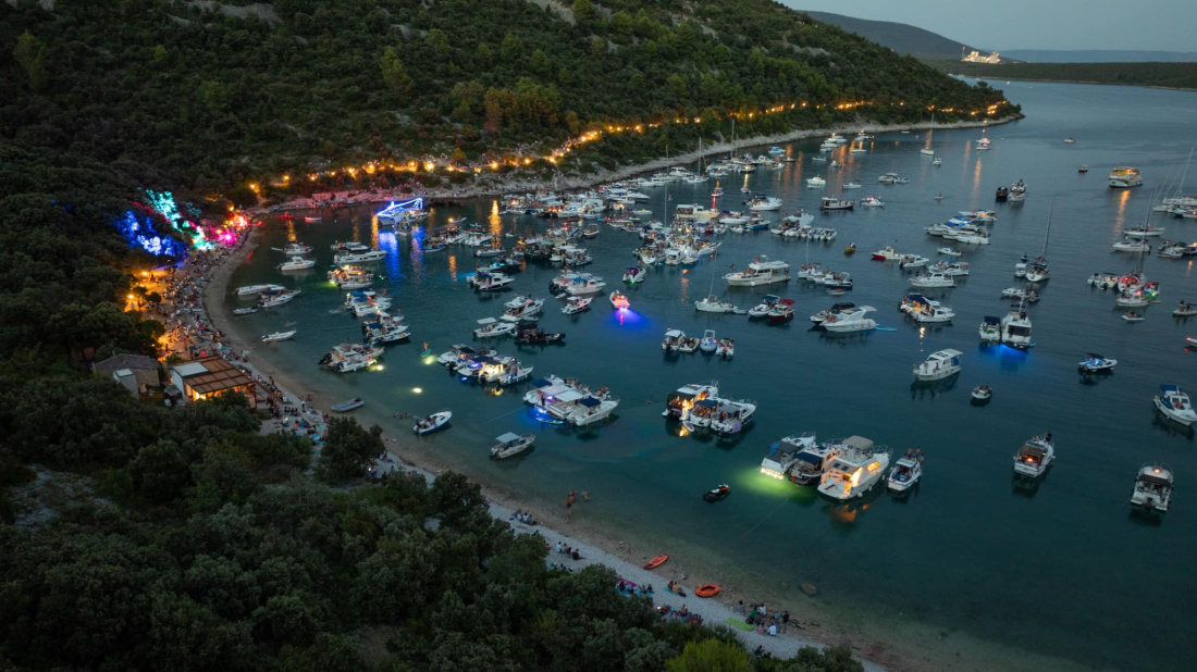 Manifestacija 'Usidri se za Rišpet' donosi večer ispunjenu klapskom pjesmom i nezaboravnom atmosferom