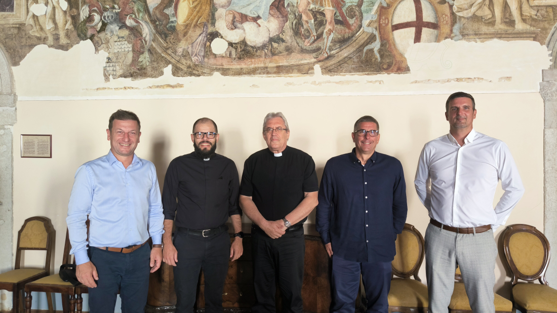 Gradonačelnik Nimčević uputio zahvale mons. Vilimu Grpcu i vlč. Zoranu Županoviću za godine službe u Rovinju