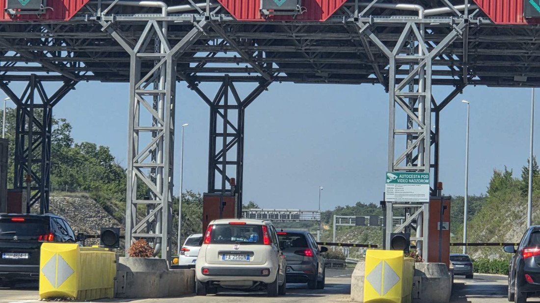 U prekidu katamaran iz Pule do Zadra, gužve na ipsilonu