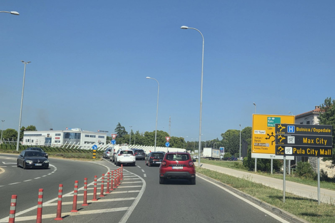 Zaustavljen bez vozačke, odbio test na droge – pa otkriven kao osumnjičeni za krađu