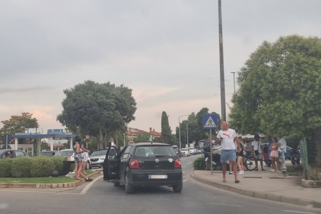 U prometnoj nesreći u Rovinju ozlijeđen 17-godišnji motociklist