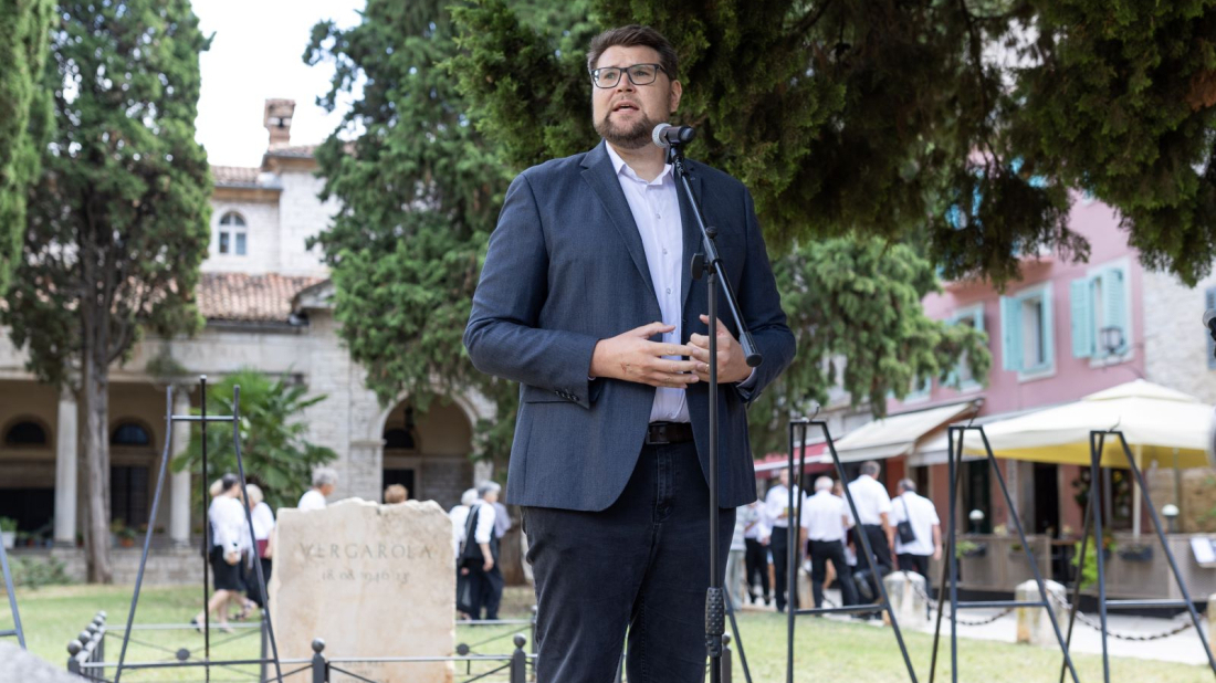 Grbin i Boljunčić napustili komemoraciju na Vergaroli!