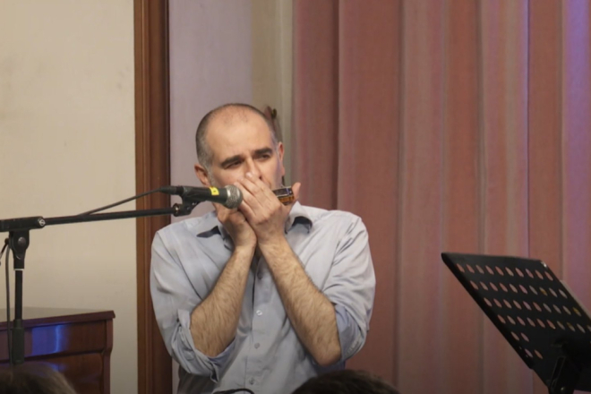 Pulski kantautor Valter Milovan Maer predstavio album „Aldus“ u čast preminulom producentu