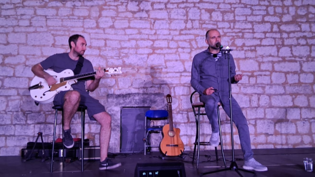 Valter Milovan Maer očarao Baljane ‘Štorijama z mora’ na 5. Bembo Festu