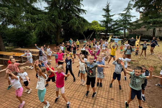 USB-ovi ljetni kampovi u Poreču i Taru: Ljeto u znaku plesa, mjuzikla i sporta za 250 djece i mladih