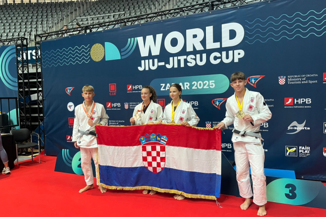 Mladi pulski borci briljirali u Zadru: četiri medalje za JJK Lotus