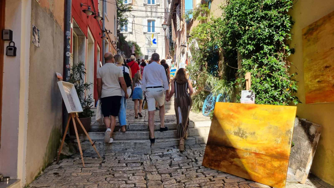 FOTOGALERIJA: U Rovinj se vratila Grisia, preko 120 umjetnika izlaže svoje radove!