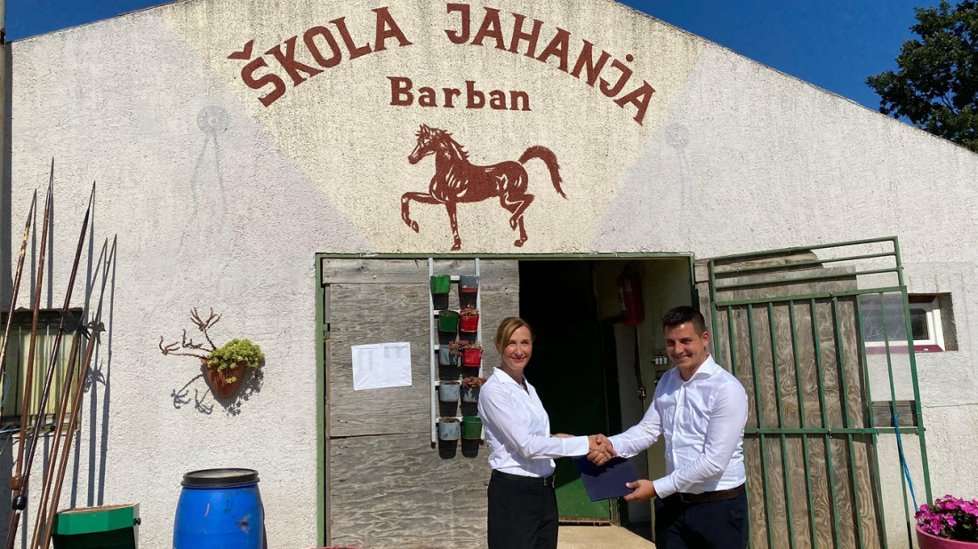 Barban dobiva Konjički centar! Uručen ugovor vrijedan 1,5 milijuna eura