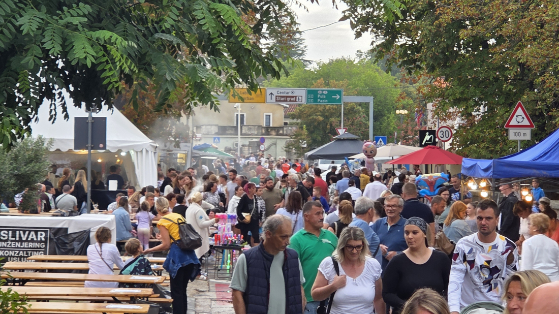 Žminj danas slavi Bartulju: Stoljetna tradicija koja je nadrasla običnu feštu