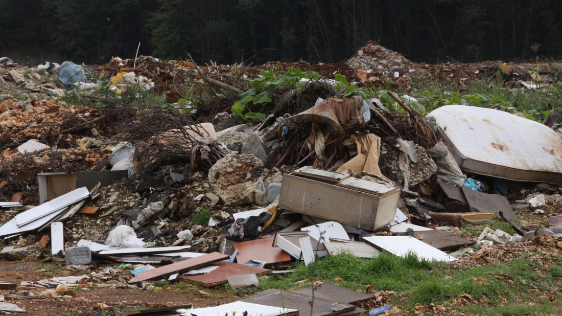 Država kreće u uklanjanje divljih odlagališta: Pazin među prvima na redu
