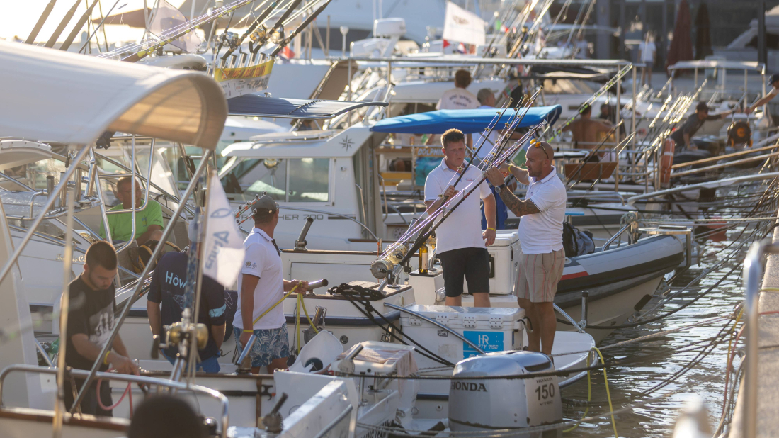 TunIstra: Posade izašle na more unatoč dvometarskim valovima