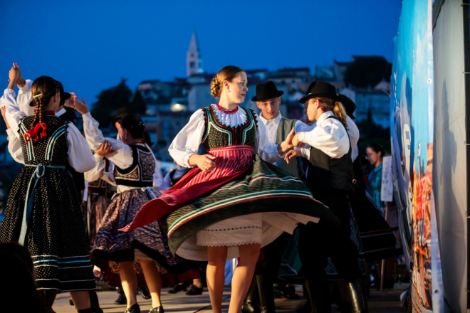 Večeras se u Vrsaru održava IX Istria Music Festival – međunarodni festival folklora i glazbe