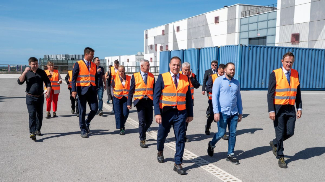 Ministar poljoprivrede, šumarstva i ribarstva posjetio BAT-ovu tvornicu u Kanfanaru