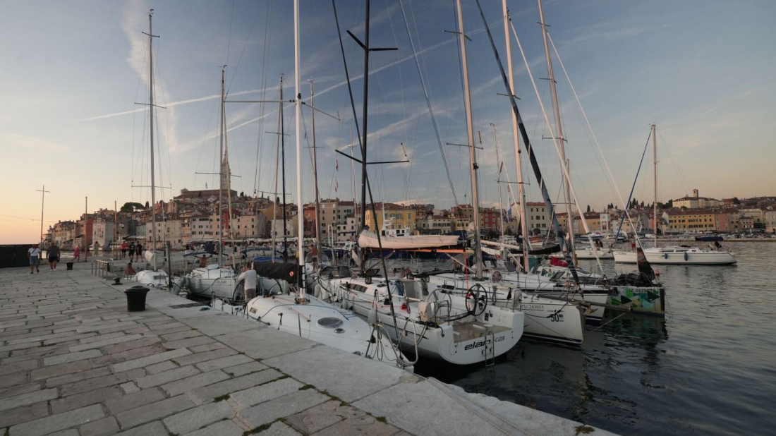 Jedriličari uplovili u Rovinj: Održana 4. regata „Istra pod jedrima“