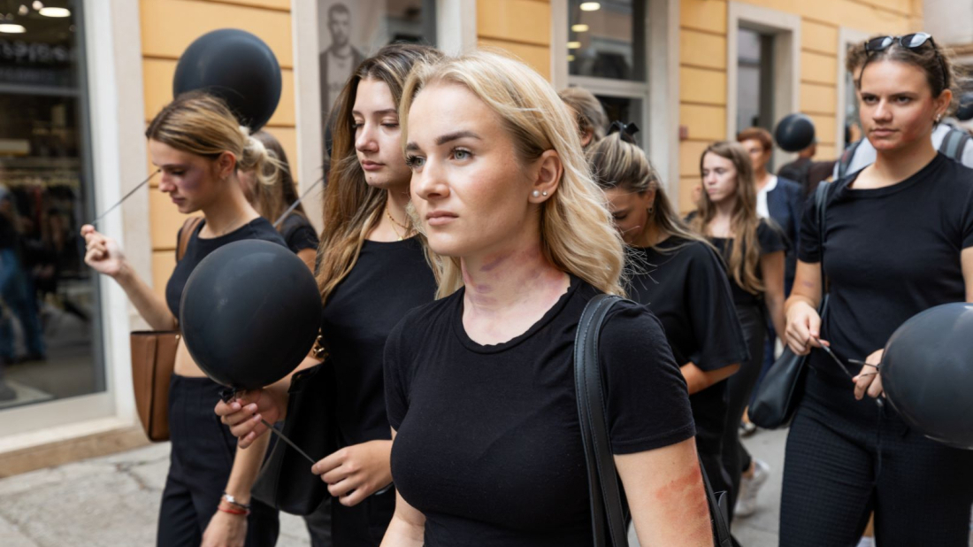 U Puli obilježen Nacionalni dan borbe protiv nasilja nad ženama: Niti jedna mrtva žena više, niti jedna živa žena manje!