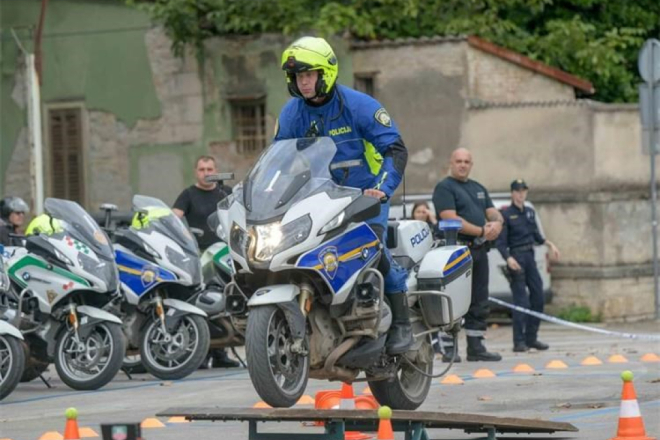 Pula domaćin natjecanja policijskih motociklista “Memorijal Šime Buzov”