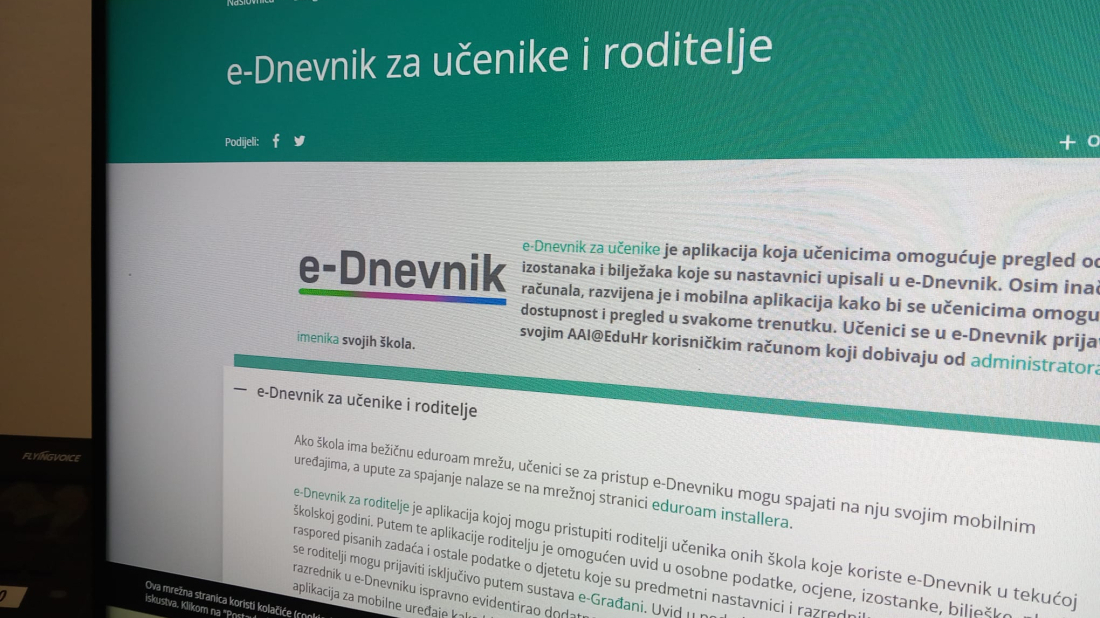 Novi alat u e-Dnevniku: uvedena Informativka za bržu i sigurniju komunikaciju roditelja i nastavnika