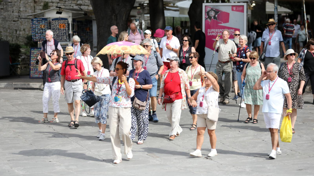 Strani turisti Hrvatskoj u prvoj polovici godine donijeli više od četiri milijarde eura