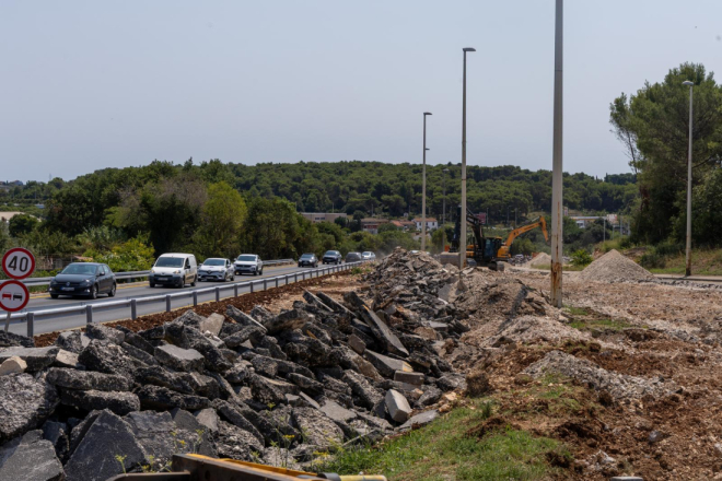 Hrvatske ceste: od srijede privremena regulacija prometa na Velom Vrhu