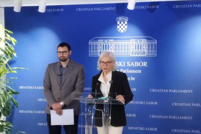 Dušica Radojčić u Hrvatskom saboru predstavila prijedlog za ograničavanje korištenja pirotehnike