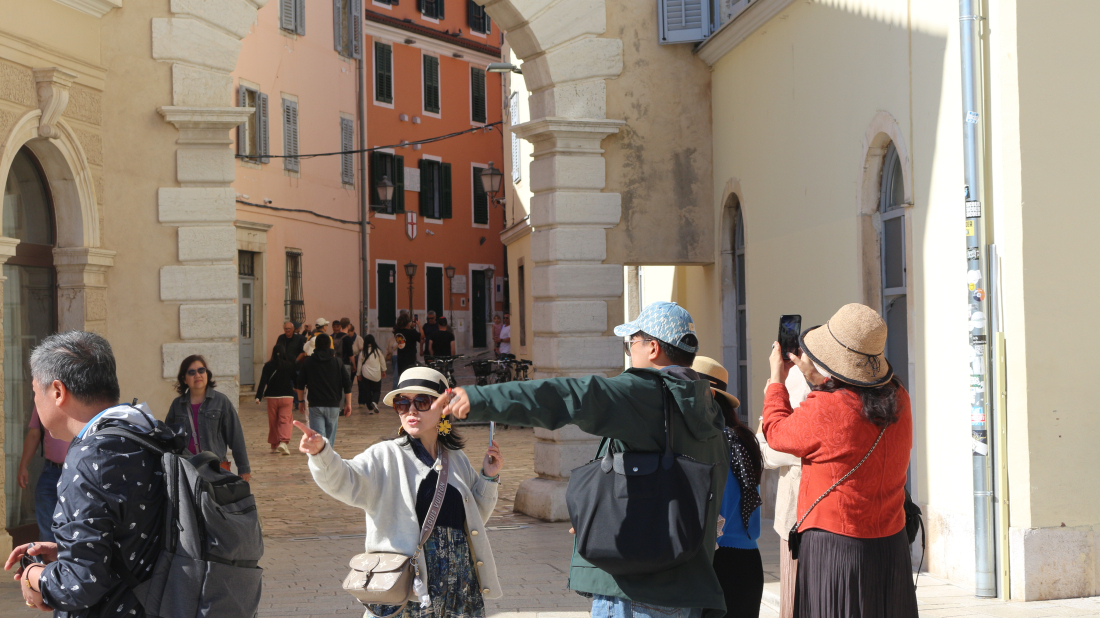 ĐIR GRADOM Rovinj i u listopadu pun turista: U gradu boravi oko 11 tisuća gostiju