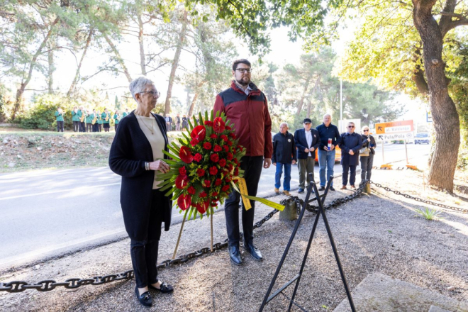 Na Velom Vrhu obilježen Dan spomena Grada Pule