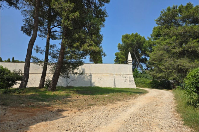 Rovinj raspisao javni natječaj za proširenje Gradskog groblja „Laste“