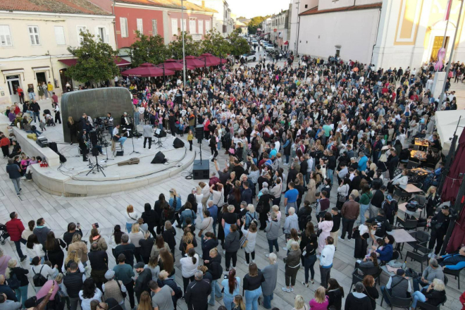 Poreč i Pula u znaku sjećanja na Halida Bešlića: Uz njegove bezvremenske pjesme i puno emocija