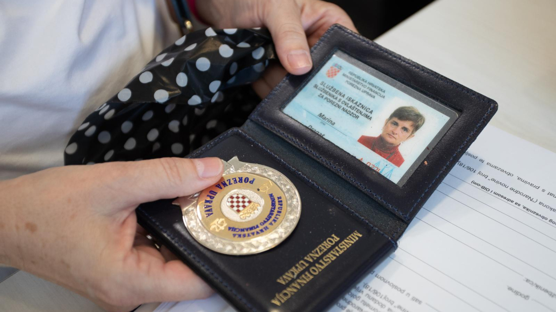 Porezna uprava najavila pojačane nadzore: pod povećalom odvjetnici, bilježnici i zdravstveni sektor