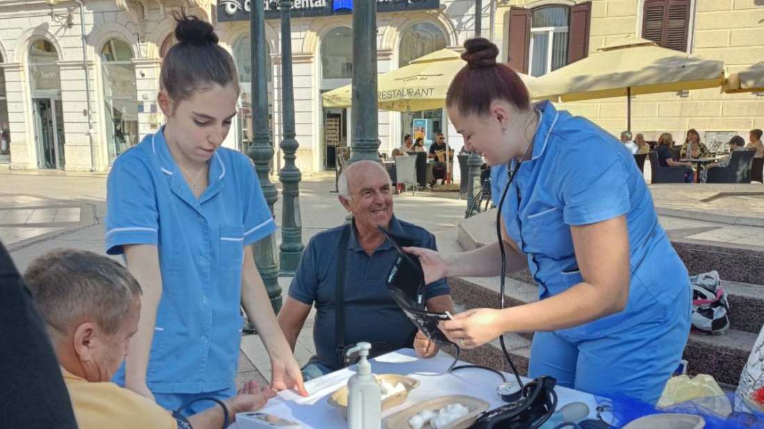 Ove subote kod pulske tržnice: Liga protiv raka Pula i Medicinska škola obilježavaju Svjetski dan osoba sa stomom