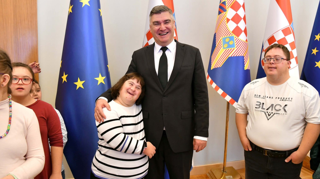 EMOTIVAN SUSRET! Predsjednik Milanović primio korisnike Centra za rehabilitaciju Down syndrom iz Pule