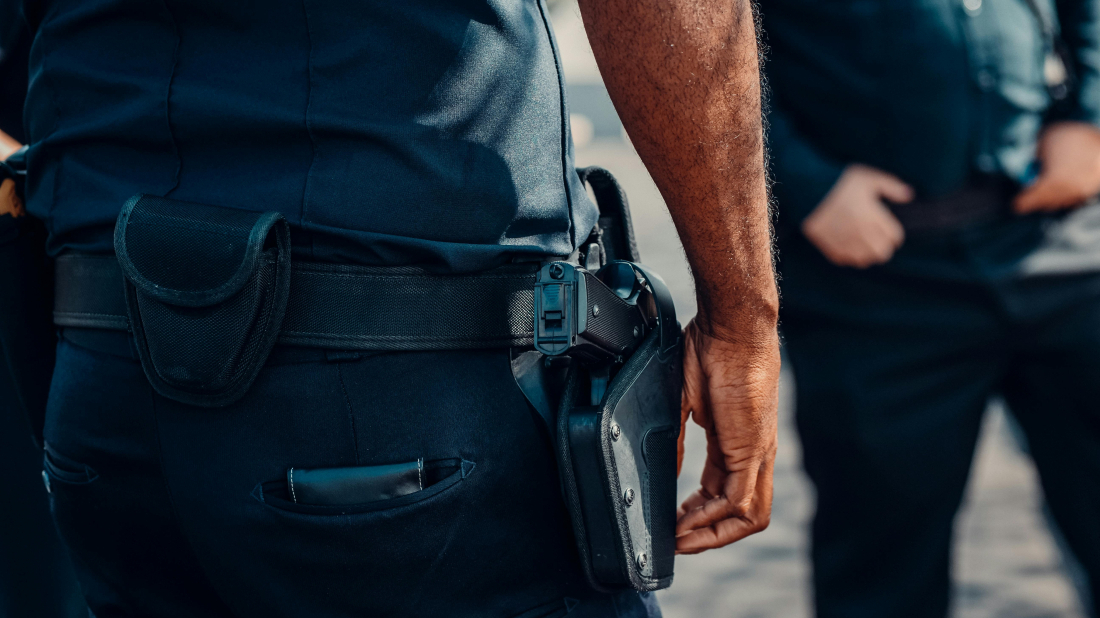 Zaštitar na intervenciju došao mrtav pijan! Napuhao je više od dva promila